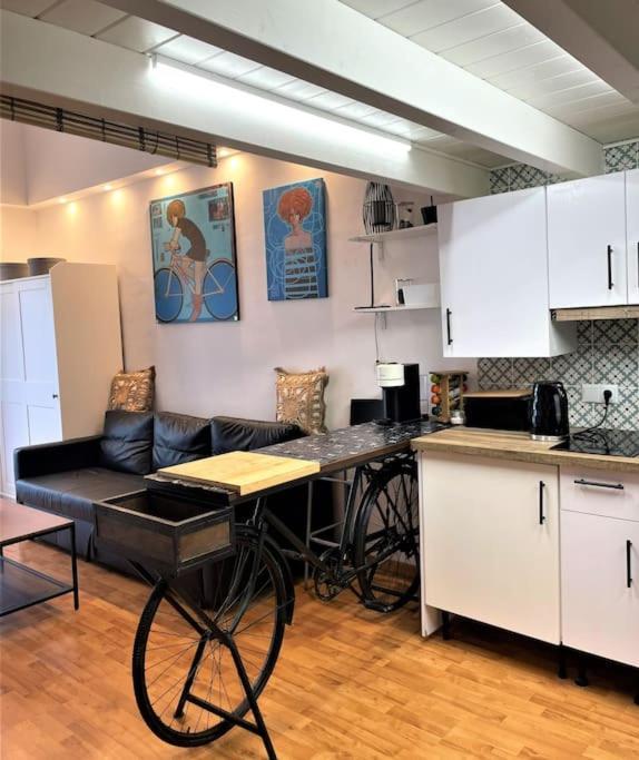 Апартаменты Klimatyczny Loft I Egzotyczny Basen Бенальмадена Экстерьер фото